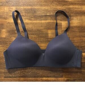 Tommy John Womens 38B Bra Second Skin Lightly Lined Wireless Molded Cup Pullover